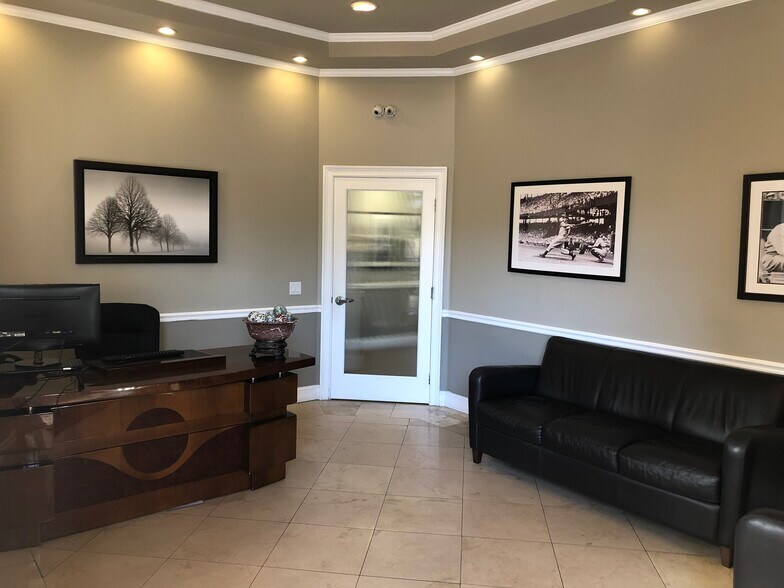 1825 Main St, Weston, FL à louer - Photo intérieure – Image 2 sur 8
