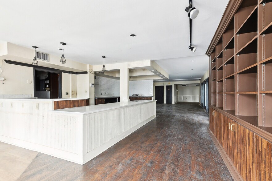 7624 Maple St, New Orleans, LA à louer - Photo de l’immeuble – Image 3 sur 9