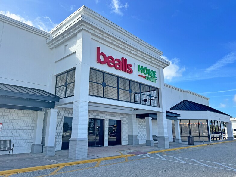 3280 Tamiami Trl, Port Charlotte, FL à louer - Photo de l’immeuble – Image 1 sur 9