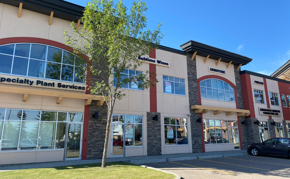 160 Broadway Blvd, Sherwood Park, AB à vendre - Photo de l’immeuble – Image 2 sur 2