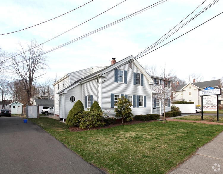 49 Broad St, Plainville, CT à louer - Photo principale – Image 1 sur 6