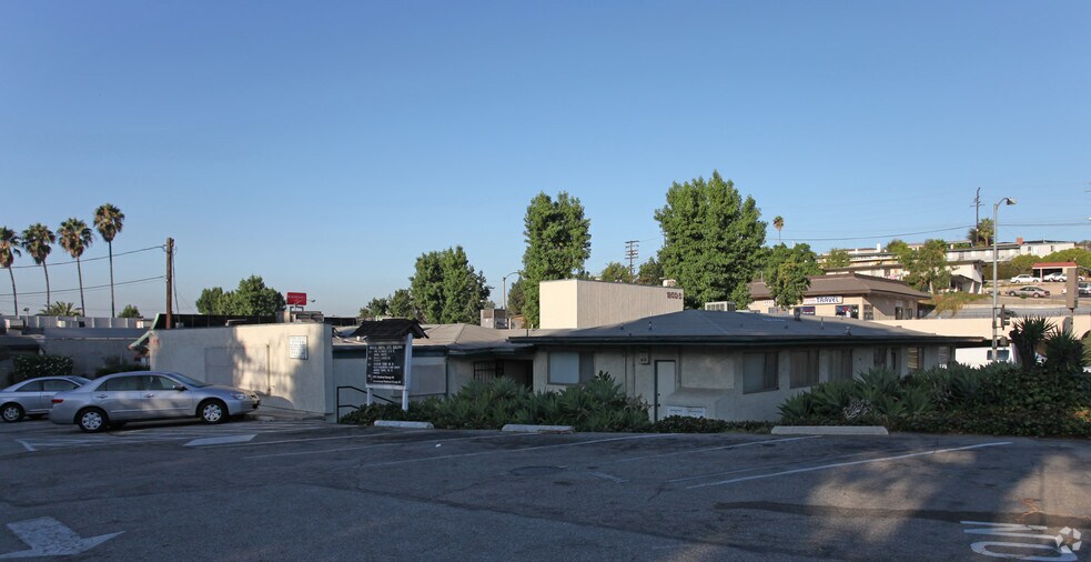 1900-1906 S Atlantic Blvd, Monterey Park, CA à louer - Photo de l’immeuble – Image 2 sur 4