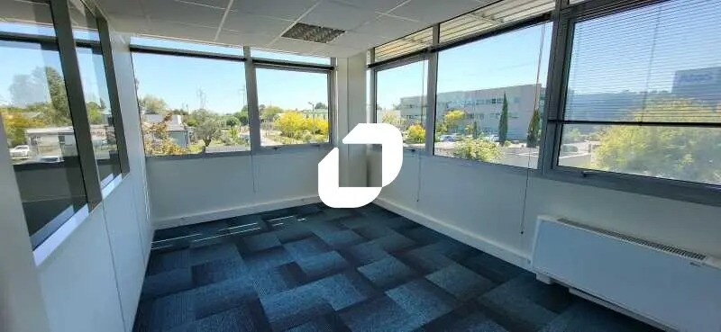 Bureau dans Pessac à louer - Photo de l’immeuble – Image 1 sur 14