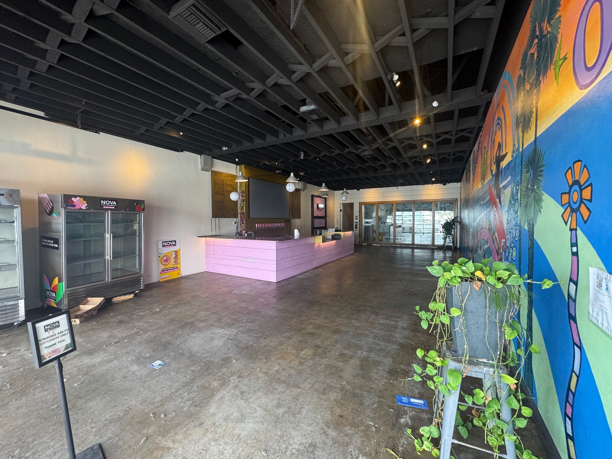 4845-4847 Newport Ave, San Diego, CA à louer Photo intérieure– Image 1 sur 6