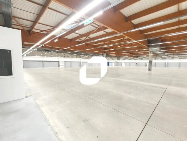 Plus de détails pour 4 Rue André Chaillot, Reims - Local commercial à louer