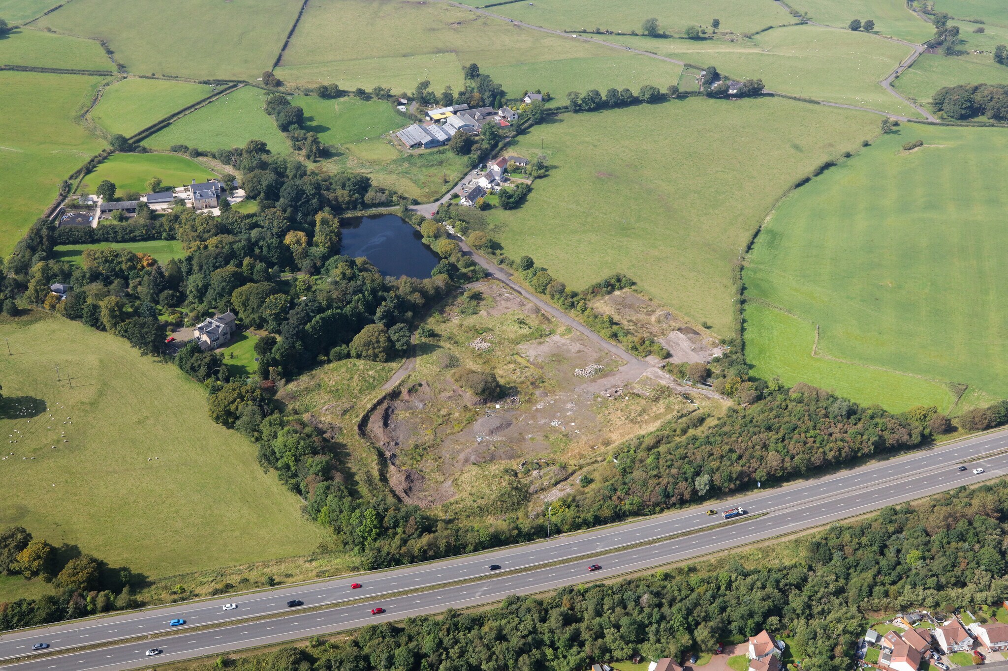 77 M, Newton Mearns à vendre Photo principale– Image 1 sur 5