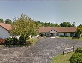 Plus de détails pour 165 E Pulaski St, Pulaski, WI - Santé à vendre
