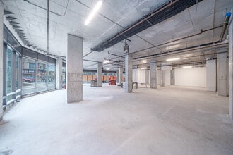 1725 Village Ln, Far Rockaway, NY à louer Photo intérieure– Image 2 sur 4