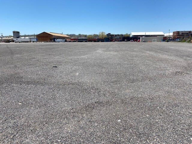 7800 E 12th St, Kansas City, MO à louer - Photo de l’immeuble – Image 2 sur 3