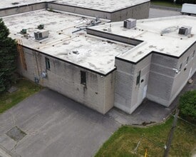 504 Kenora Ave, Hamilton, ON à louer Photo de l’immeuble– Image 2 sur 15