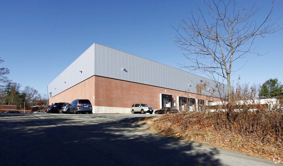 235 Andover St, Wilmington, MA à louer - Photo de l’immeuble – Image 3 sur 4
