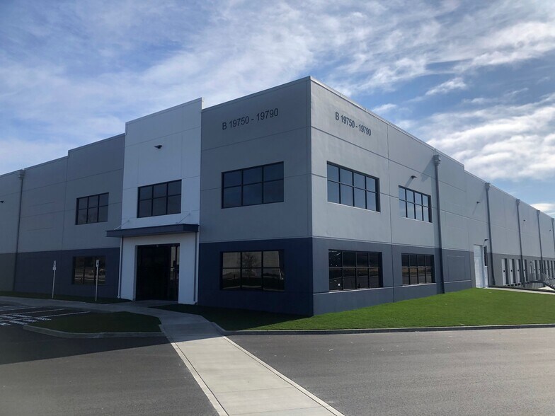 NE Riverside Pky, Gresham, OR à louer - Photo de l’immeuble – Image 3 sur 9