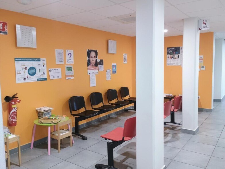 2 Rue Geneviève Antonioz De Gaulle, Saint-Vallier à louer - Photo intérieure – Image 2 sur 4