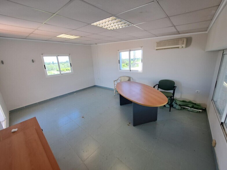 Bureau dans Carcaixent à louer - Photo intérieure – Image 2 sur 4