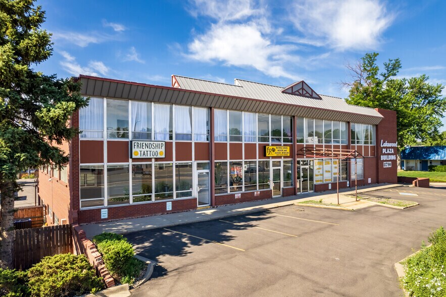 8790 W Colfax Ave, Lakewood, CO à louer - Photo principale – Image 1 sur 34