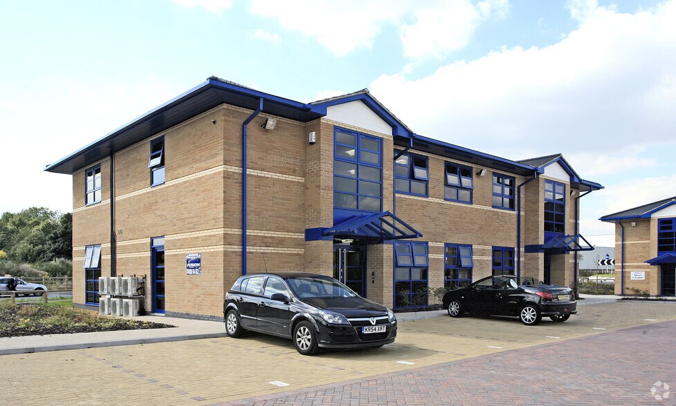 Talavera Way, Northampton à louer - Photo de l’immeuble – Image 2 sur 4