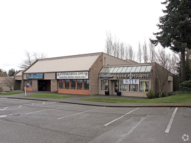 2709-2811 Bridgeport Way, Tacoma, WA à louer - Photo de l’immeuble – Image 3 sur 16