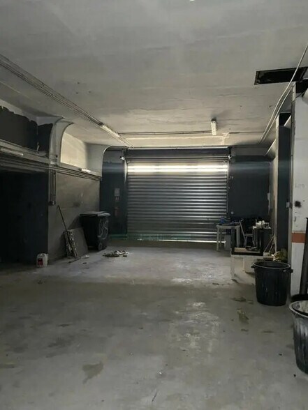 Local commercial dans Marseille à louer - Photo intérieure – Image 2 sur 9