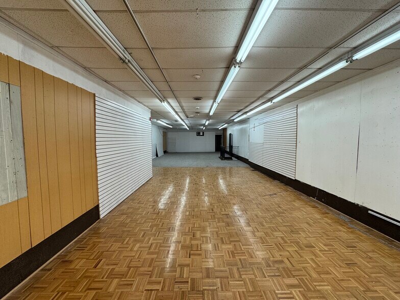 4517 Bergenline Ave, Union City, NJ à louer - Photo intérieure – Image 3 sur 8