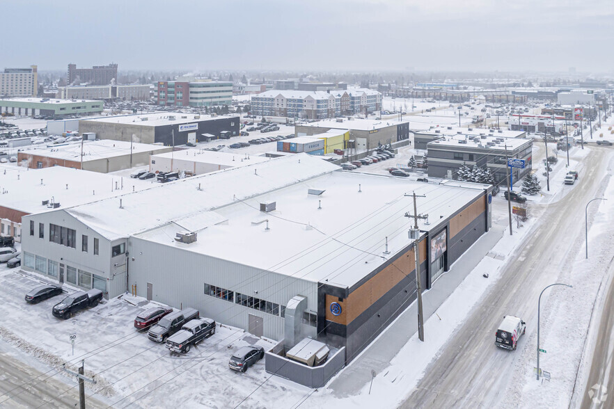 10951 170 St NW, Edmonton, AB à louer - Aérien – Image 2 sur 3