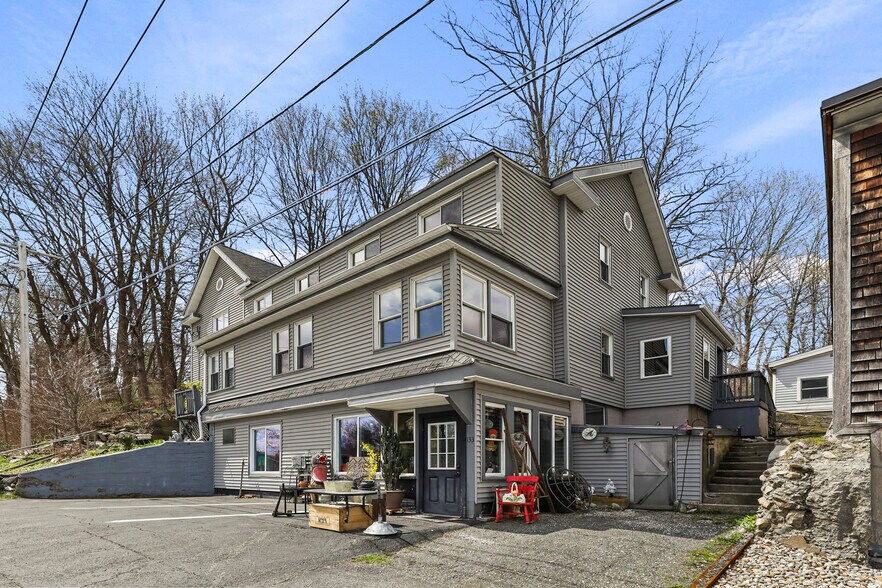133 Front St, Housatonic, MA à vendre - Photo de l’immeuble – Image 2 sur 12