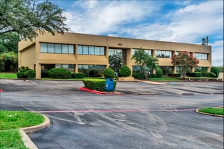 Plus de détails pour 803 Forest Ridge Dr, Bedford, TX - Bureau à louer