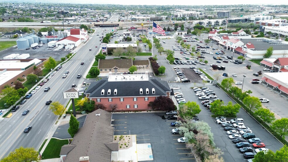 680 E Main St, Lehi, UT à louer - Photo de l’immeuble – Image 2 sur 3