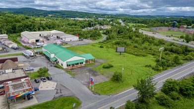 4300 Manor Dr, Stroudsburg, PA à louer Aérien– Image 2 sur 17
