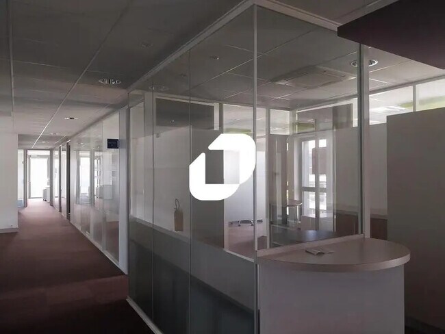 Plus de détails pour Bureau à louer
