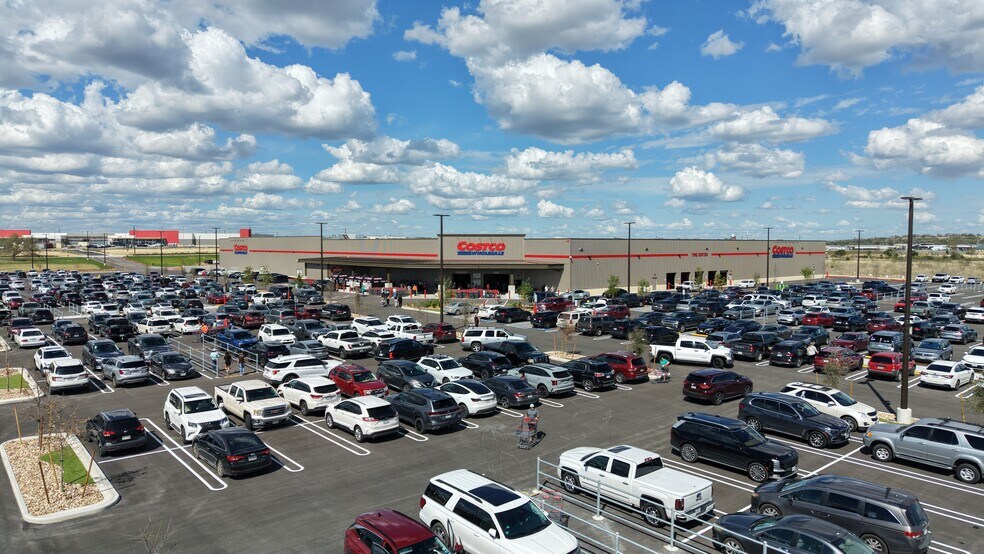 595 Highway 183, Liberty Hill, TX à louer - Photo de l’immeuble – Image 3 sur 3