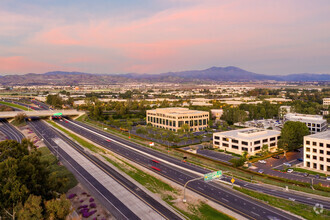 114 Pacifica, Irvine, CA - VUE AÉRIENNE  vue de carte - Image1