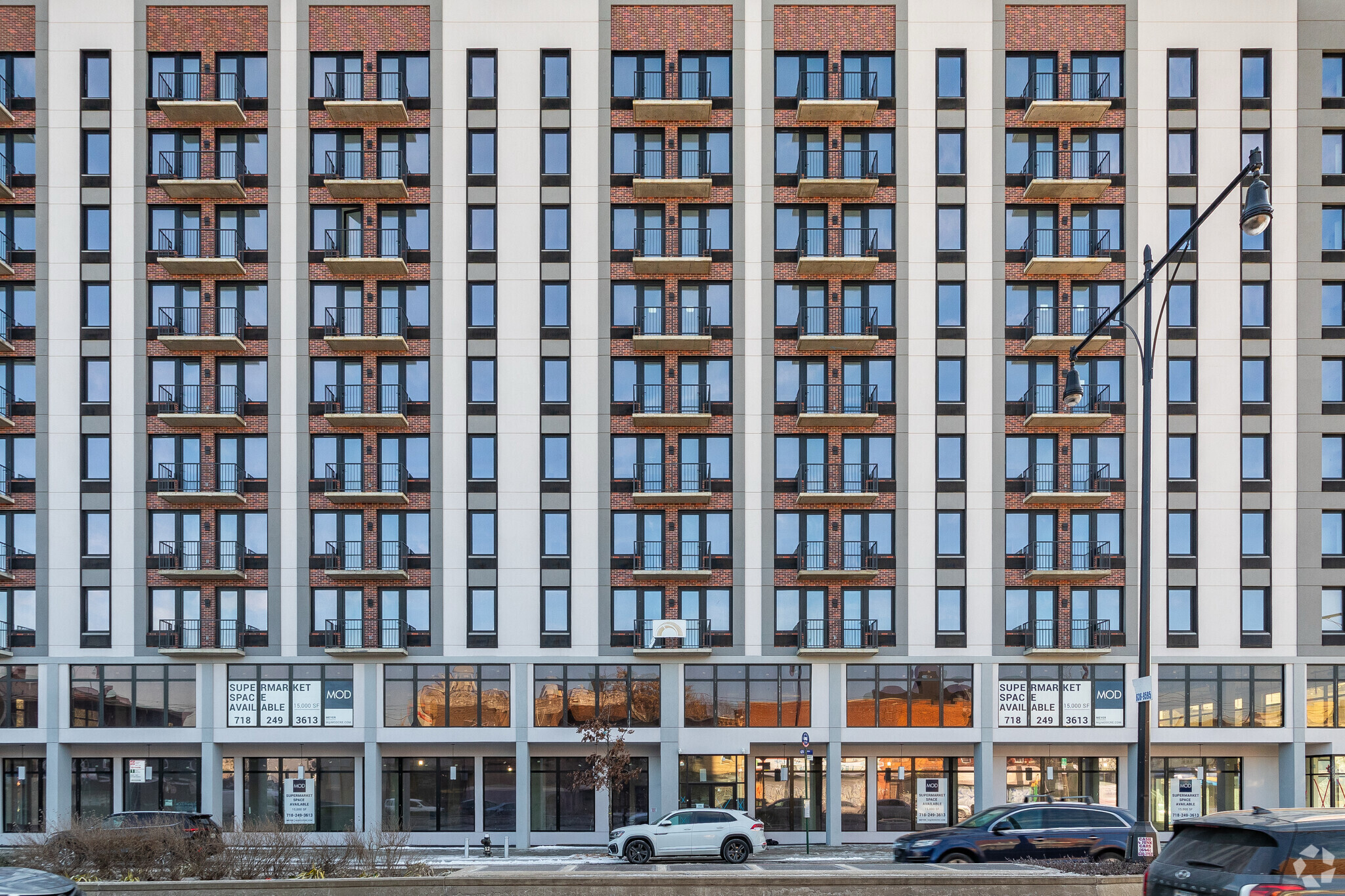 2700 Atlantic Ave, Brooklyn, NY à louer Photo de l’immeuble– Image 1 sur 7