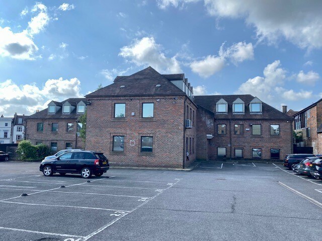 6 London Rd, Newbury à louer - Photo de l’immeuble – Image 2 sur 5