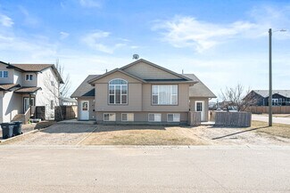 Plus de détails pour 401 & 403 6 St, Marwayne, AB - Logement à vendre