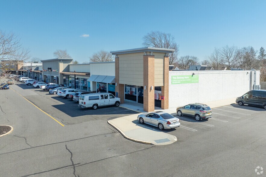 900-944 Carmans Rd, Massapequa, NY à louer - Aérien – Image 3 sur 26
