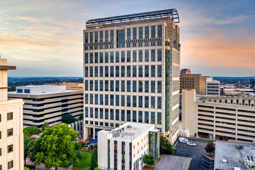 1320 Main St, Columbia, SC à louer - Photo de l’immeuble – Image 2 sur 5