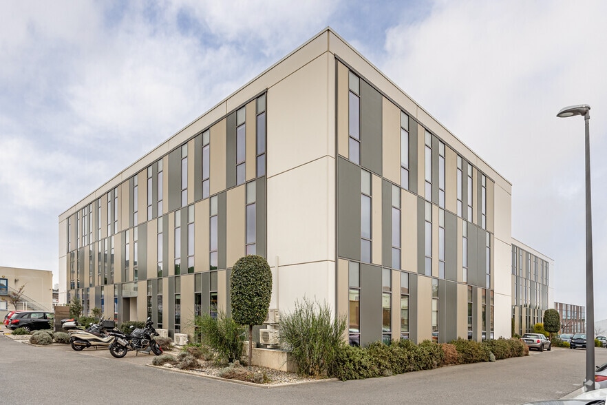 12 Rue Pascal Xavier Coste, Marseille à vendre - Photo de l’immeuble – Image 3 sur 3