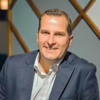 Robin Curtis