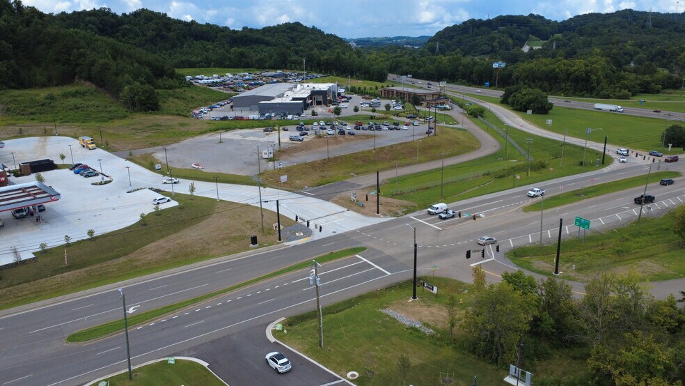 Callahan Dr., Knoxville, TN à vendre - Photo de l’immeuble – Image 3 sur 11