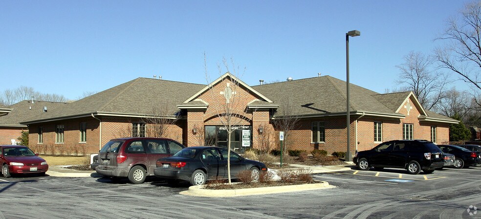 6743-6747 S Kingery Hwy, Willowbrook, IL à louer - Photo de l’immeuble – Image 2 sur 4