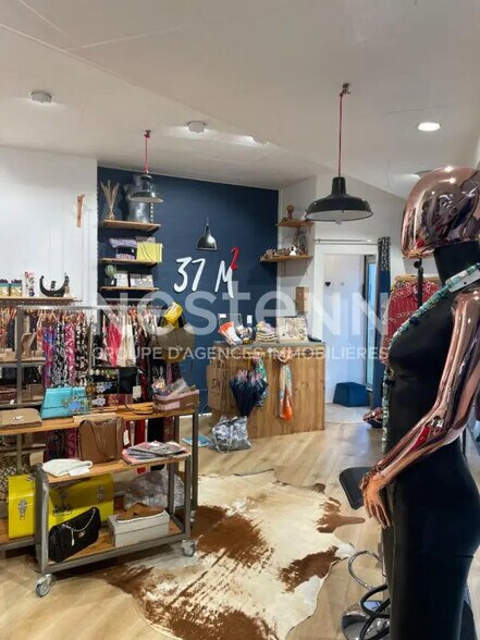 Local commercial dans Auray à vendre - Photo de l’immeuble – Image 3 sur 4