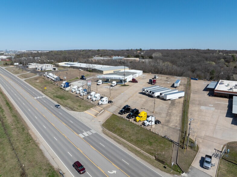 8300 New Sapulpa Rd, Tulsa, OK à louer - Photo de l’immeuble – Image 3 sur 12