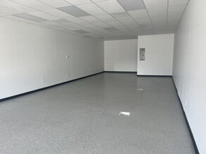 5902-5904 Atlantic Blvd, Maywood, CA à louer Photo de l’immeuble– Image 2 sur 4