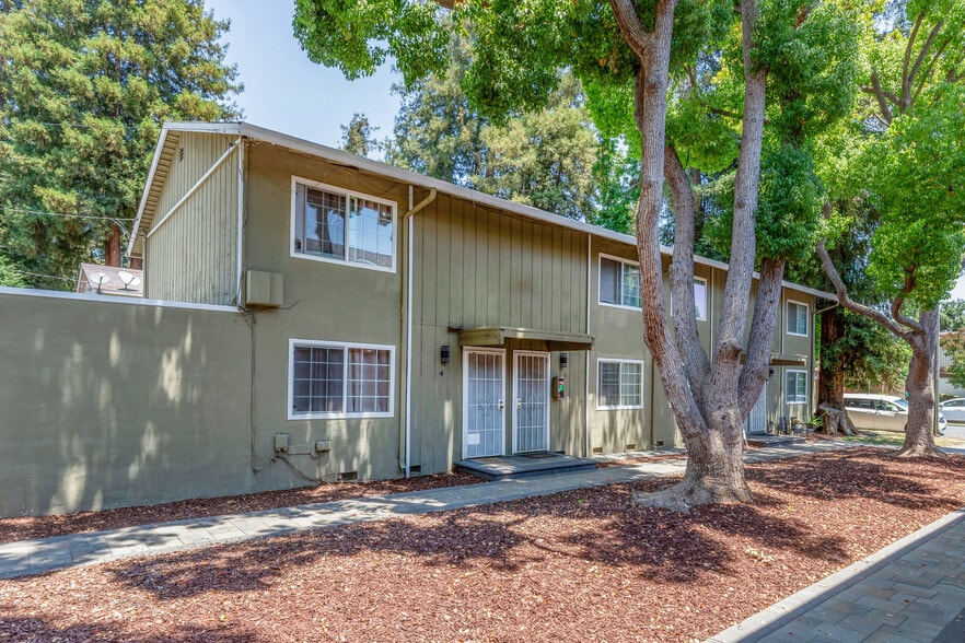 5691 Tucson Dr, San Jose, CA à vendre - Photo de l’immeuble – Image 2 sur 27
