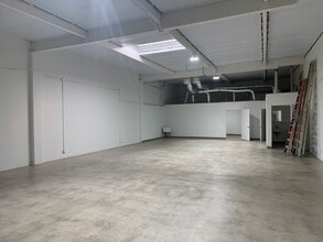2200-2220 E Gladwick St, Rancho Dominguez, CA à louer Photo intérieure– Image 1 sur 7