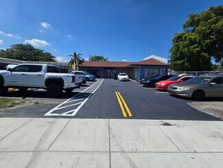 Plus de détails pour 2510 NW 19th St, Fort Lauderdale, FL - Local commercial à vendre