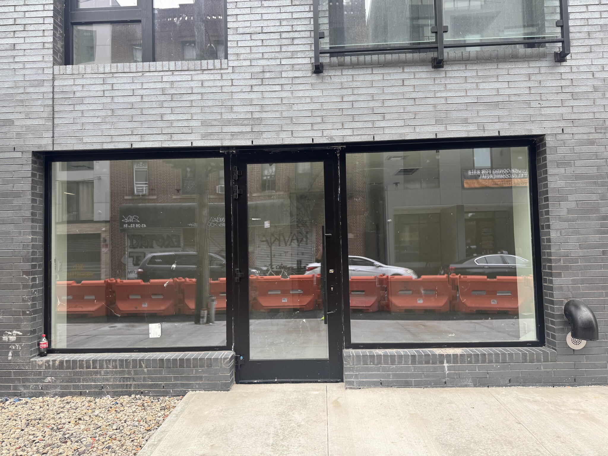 4325 52nd St, Woodside, NY à louer Photo intérieure– Image 1 sur 5