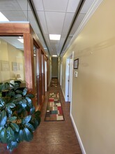 5000-6000 Mid Atlantic Dr, Morgantown, WV à louer Photo de l’immeuble– Image 1 sur 5