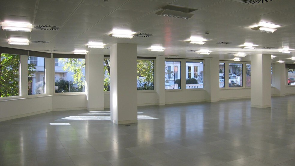51 Holland St, Londres à louer - Photo intérieure – Image 2 sur 6