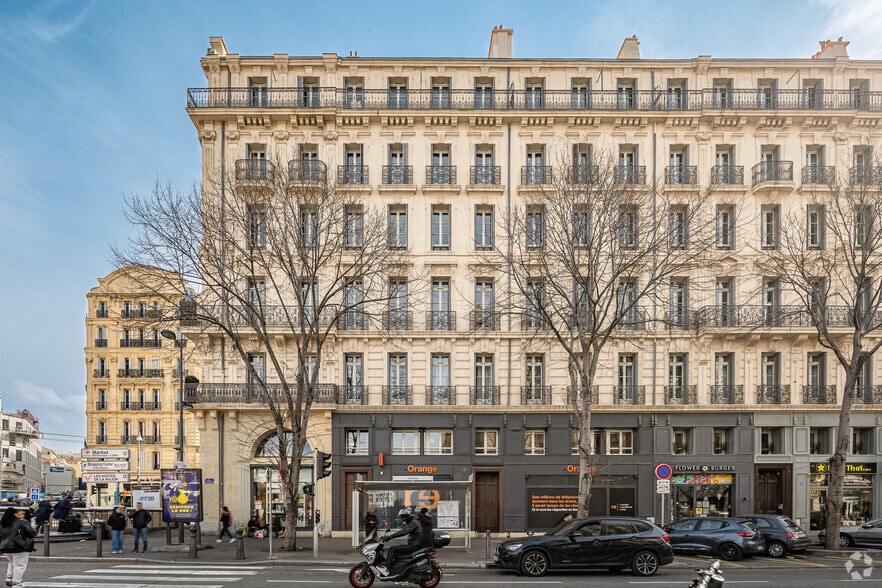 113 Rue De La Republique, Marseille à louer - Photo de l’immeuble – Image 2 sur 3